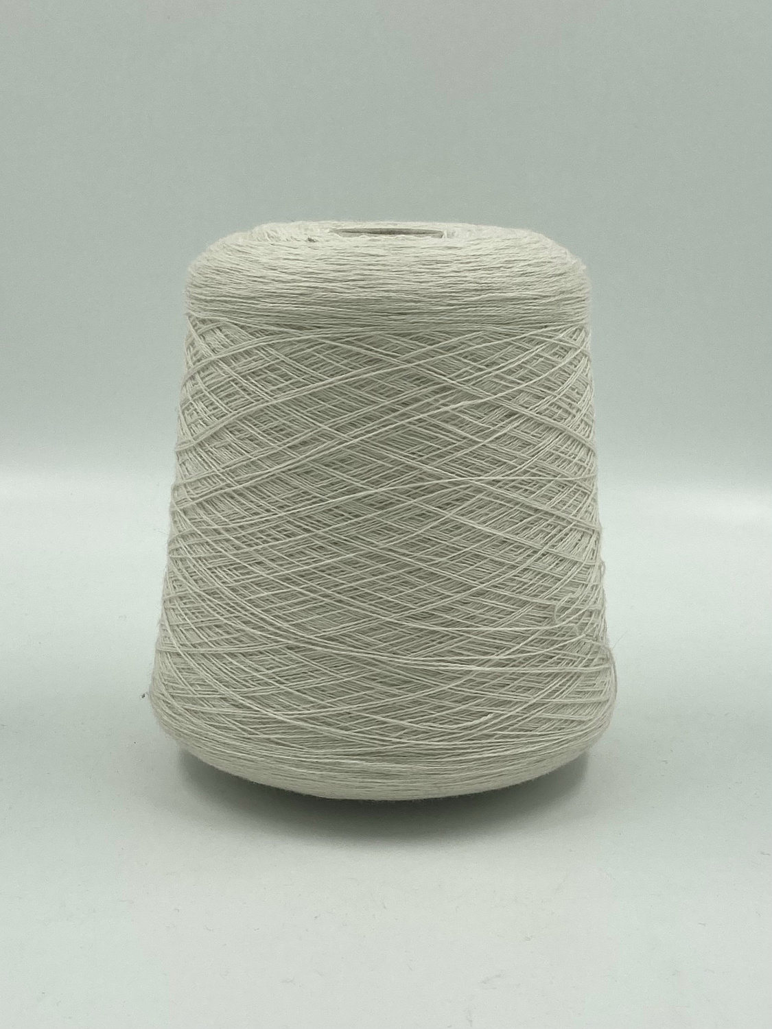 Пряжа Bella B, Filati Naturali, кашемир, шелк, вискоза, цвет молочный